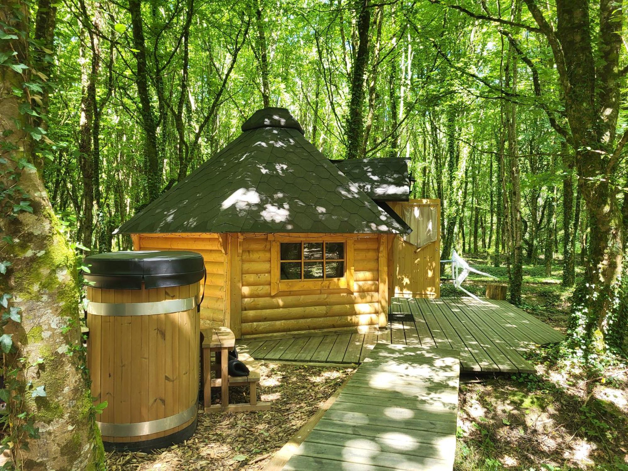 Le Domaine Insolite De Broceliande Paimpont Luaran gambar